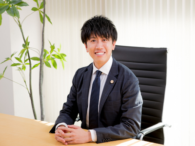 弁護士 杉本真樹